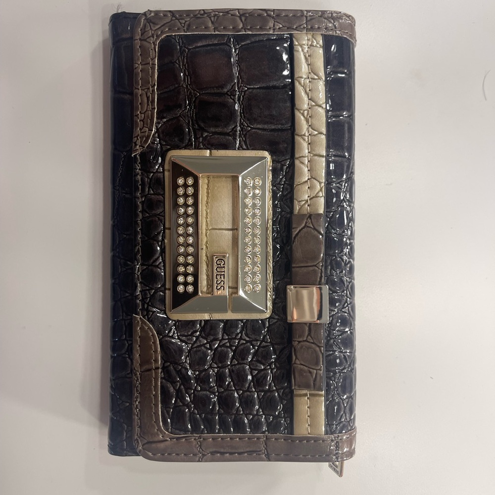 Vintage Guess Embossed Wallet with Gold Accents